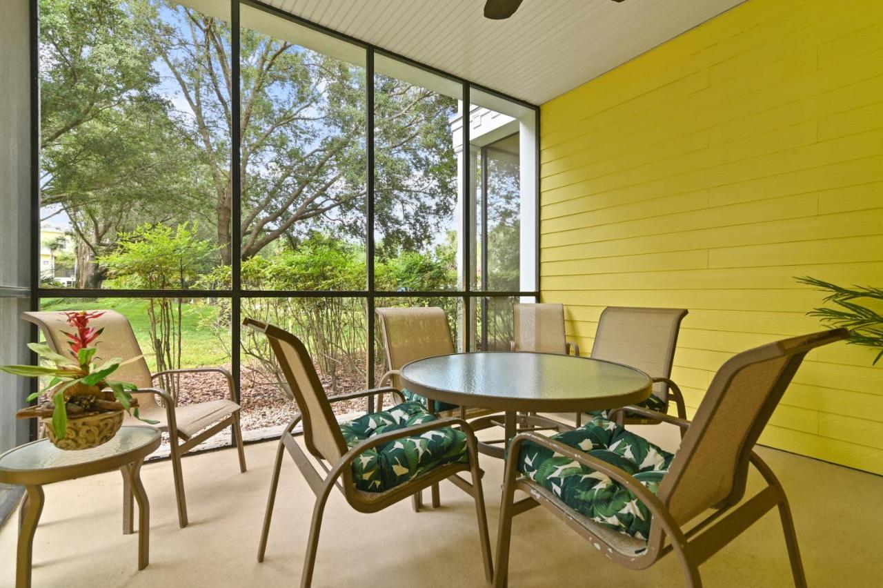 Cristina's Tropical Villa/ Just Minutes From Disney! Apartment *