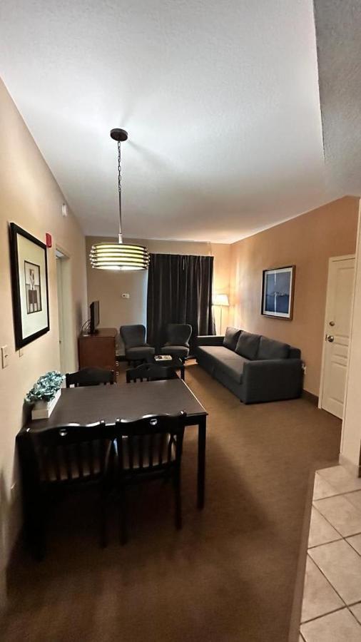 Cozy In A Condotel Close To Orlando