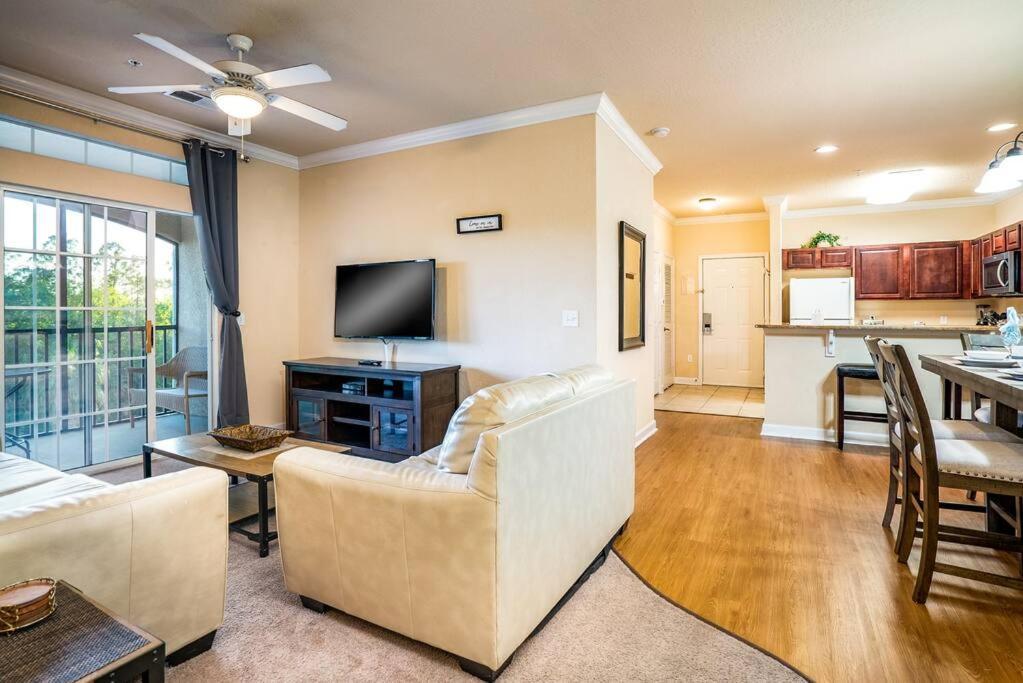 Vacation Fun Spot! Floor! Perfect For Families And Golfers! *
