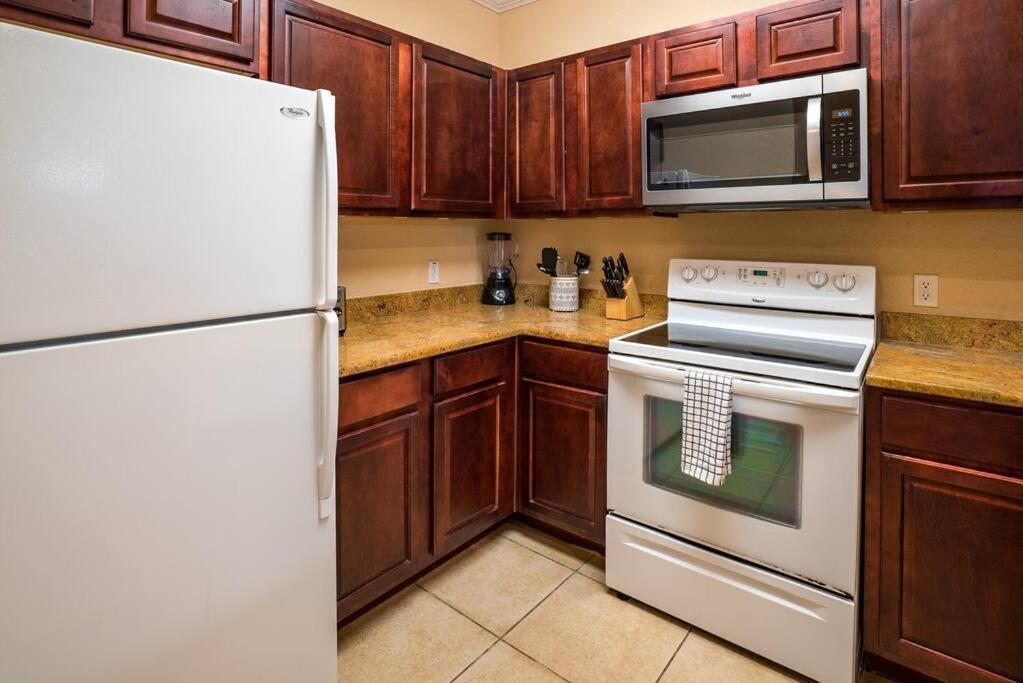 Vacation Fun Spot! Floor! Perfect For Families And Golfers! Apartment