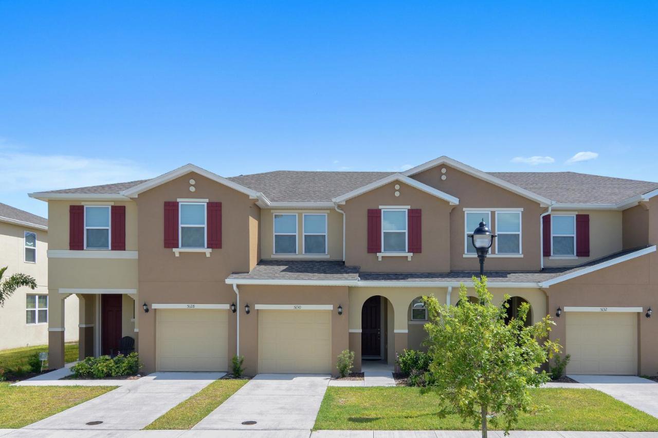 Holiday home Four Bedrooms Townhome 5130