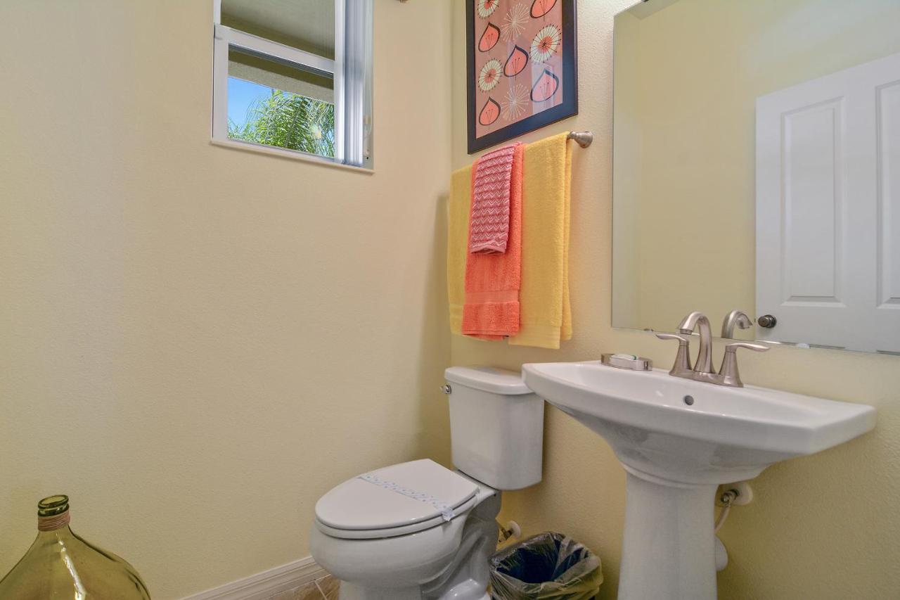4bd Sleeps 9 W Jacuzzi Close To @ Compass Bay 5113c *