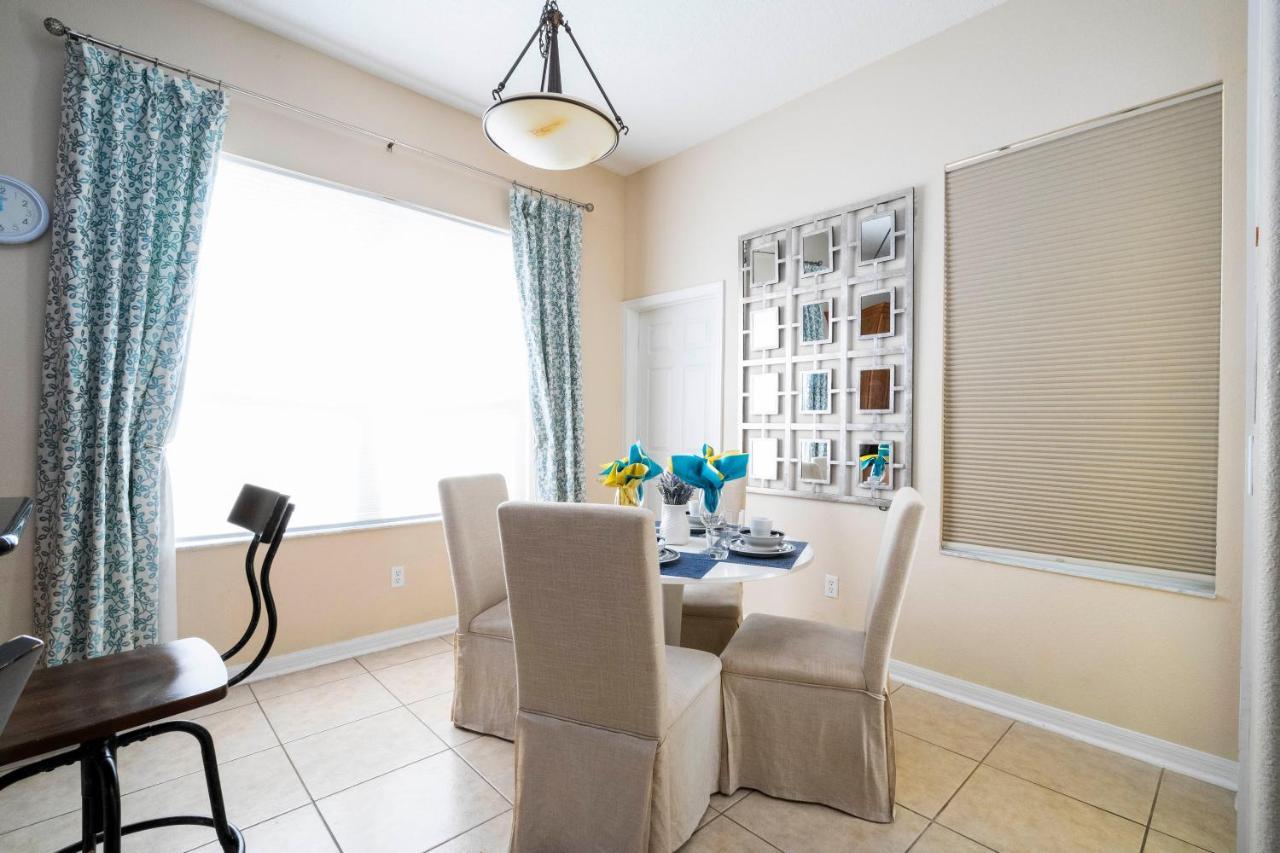 Stunning 5 Bd W/ Pool Close To 7420