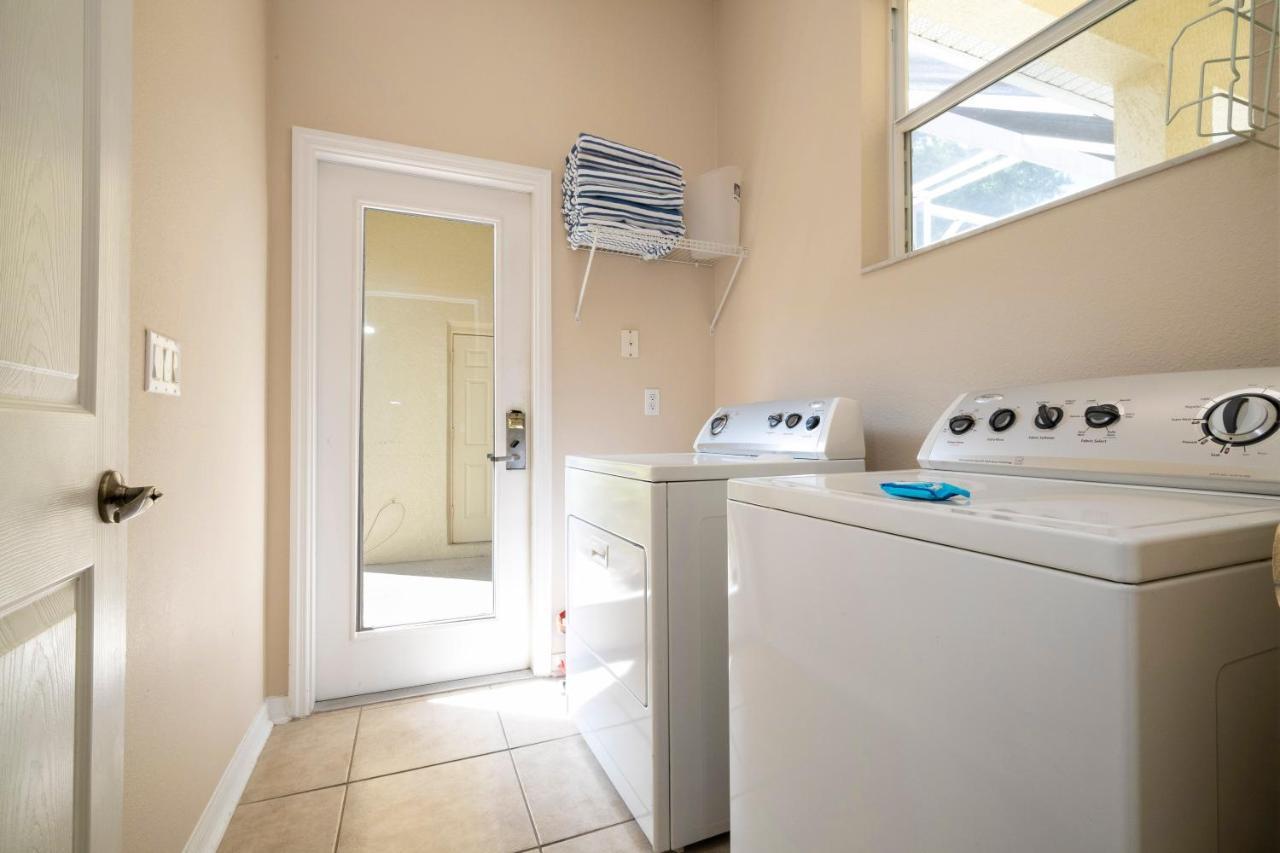 Stunning 5 Bd W/ Pool Close To 7420 Holiday home *