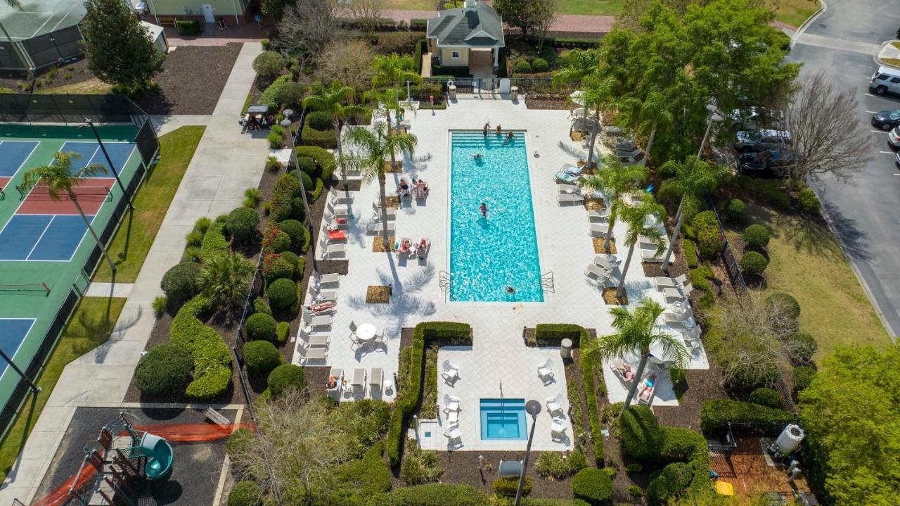 Stunning 5 Bd W/ Pool Close To 7420 Holiday home