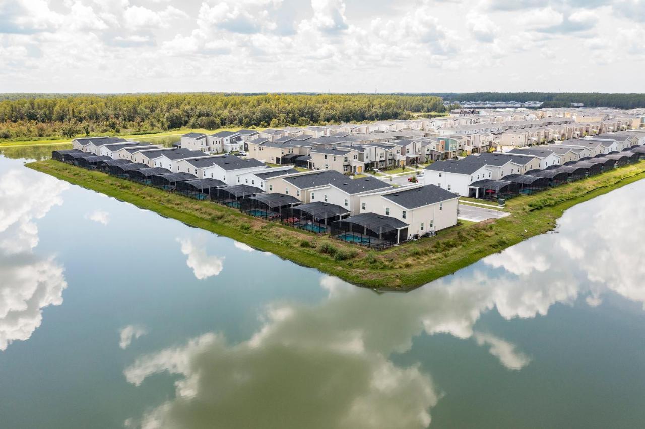 Lakeview In Storey By Diamond Villa Kissimmee