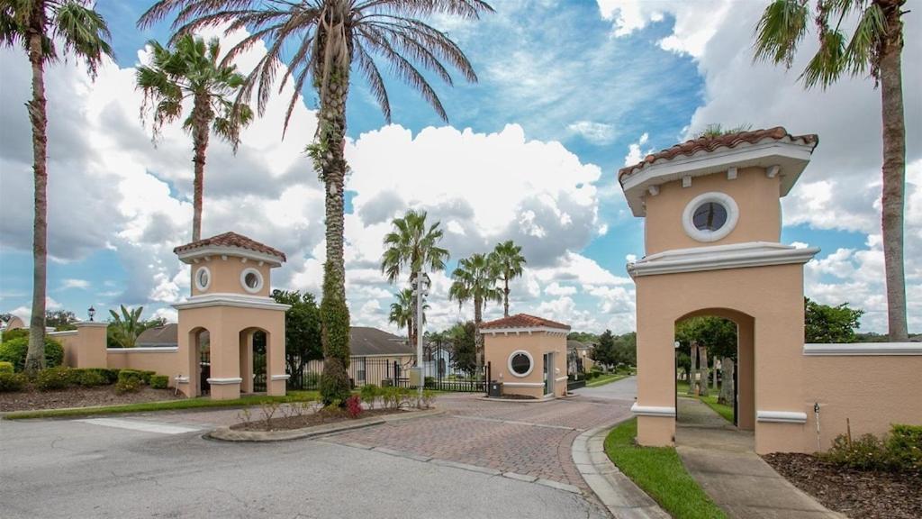South Facing Tropical Oasis- Minutes To Legoland Holiday home Haines City