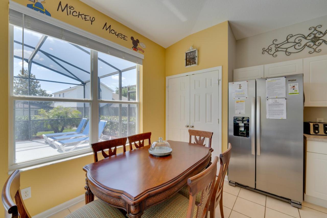 Escape With Arcade, Pool And Themed Rooms! Holiday home