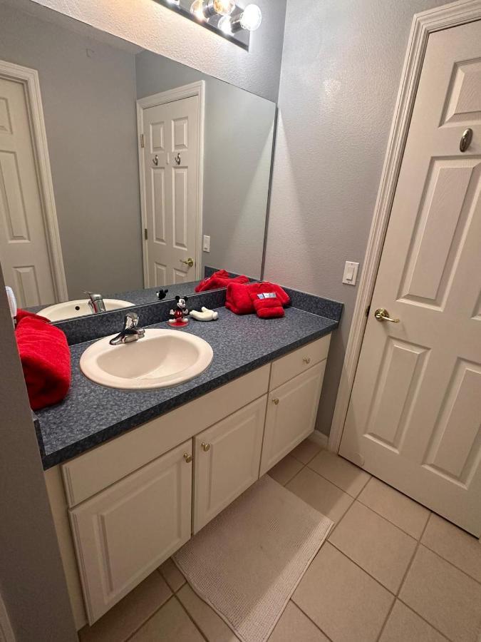 Sweet 4 Bedroom 3 Bath Pool & Holiday home Davenport
