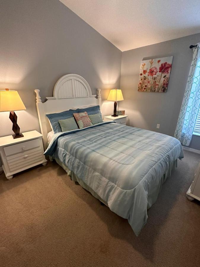 Holiday home Sweet 4 Bedroom 3 Bath Pool & *