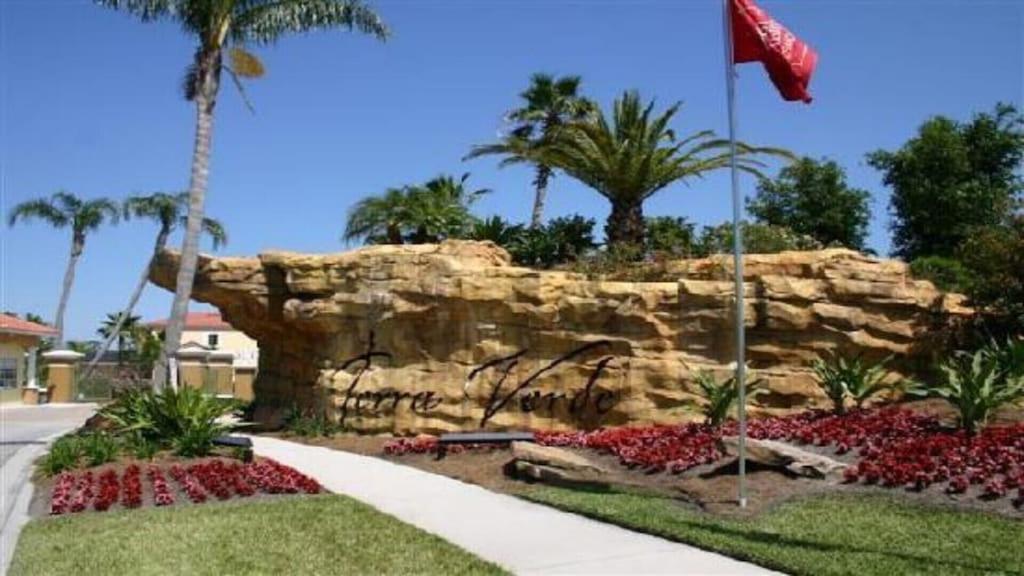 Cozy Private At Terra Resort, South Facing Pool Spa, Near Disney, Seaworld Holiday home