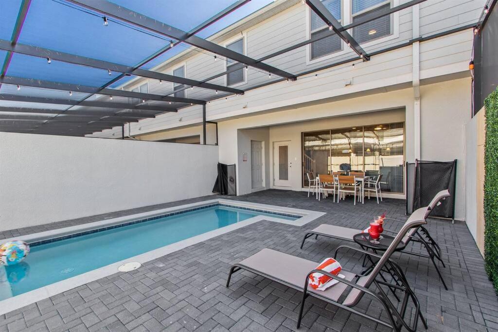 Luxury 5bd/5bh With Pool/bbq Universal