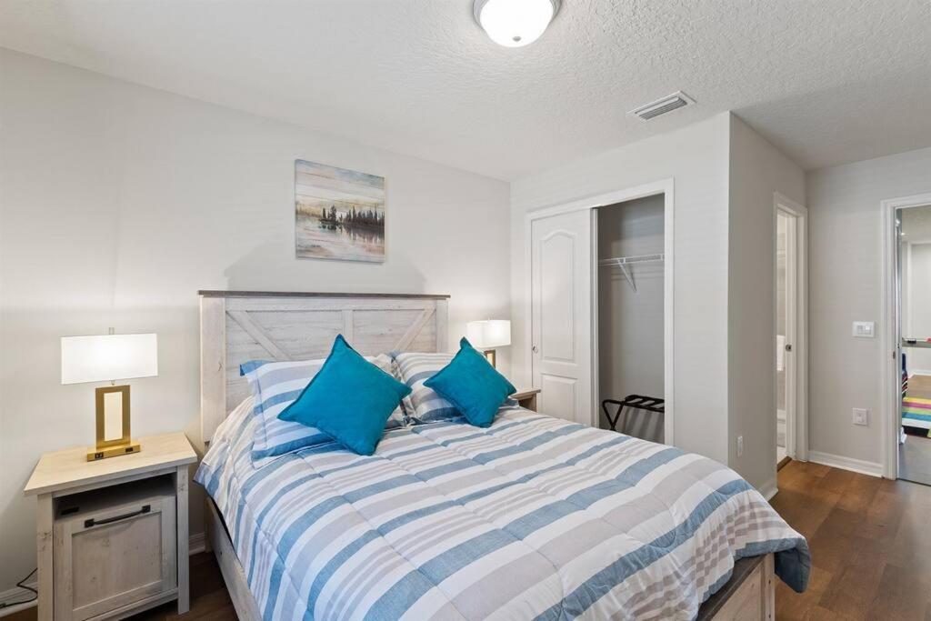 Holiday home Luxury 5bd/5bh With Pool/bbq Universal Kissimmee