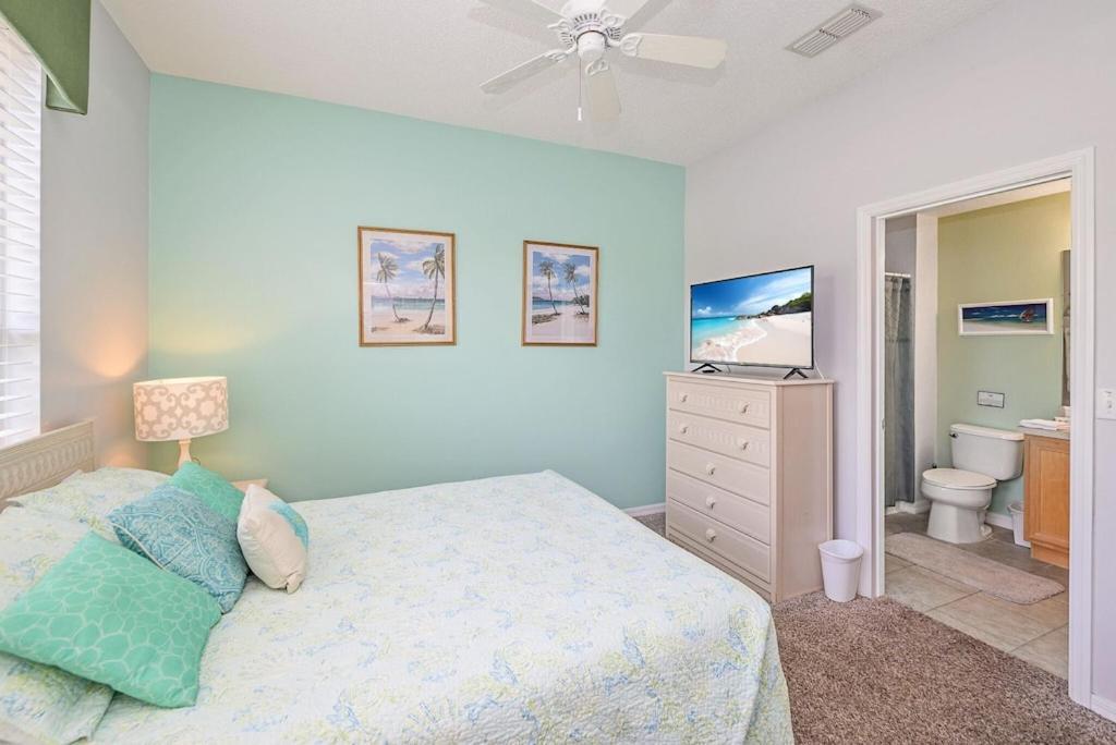 Cozy Private At Terra Resort, South Facing Pool Spa, Near Disney, Seaworld Holiday home Kissimmee