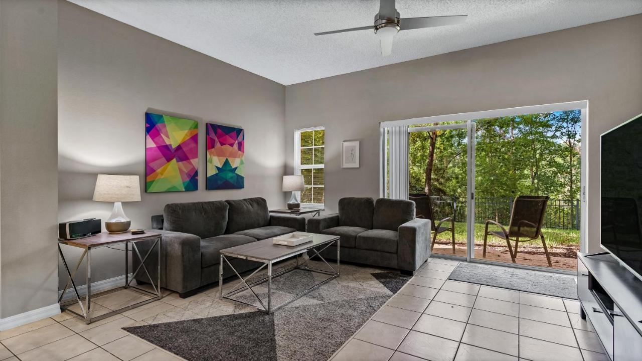 Bsv8445 Beautiful 3 Bd Ba Townhome With Balcony In Emerald Island *