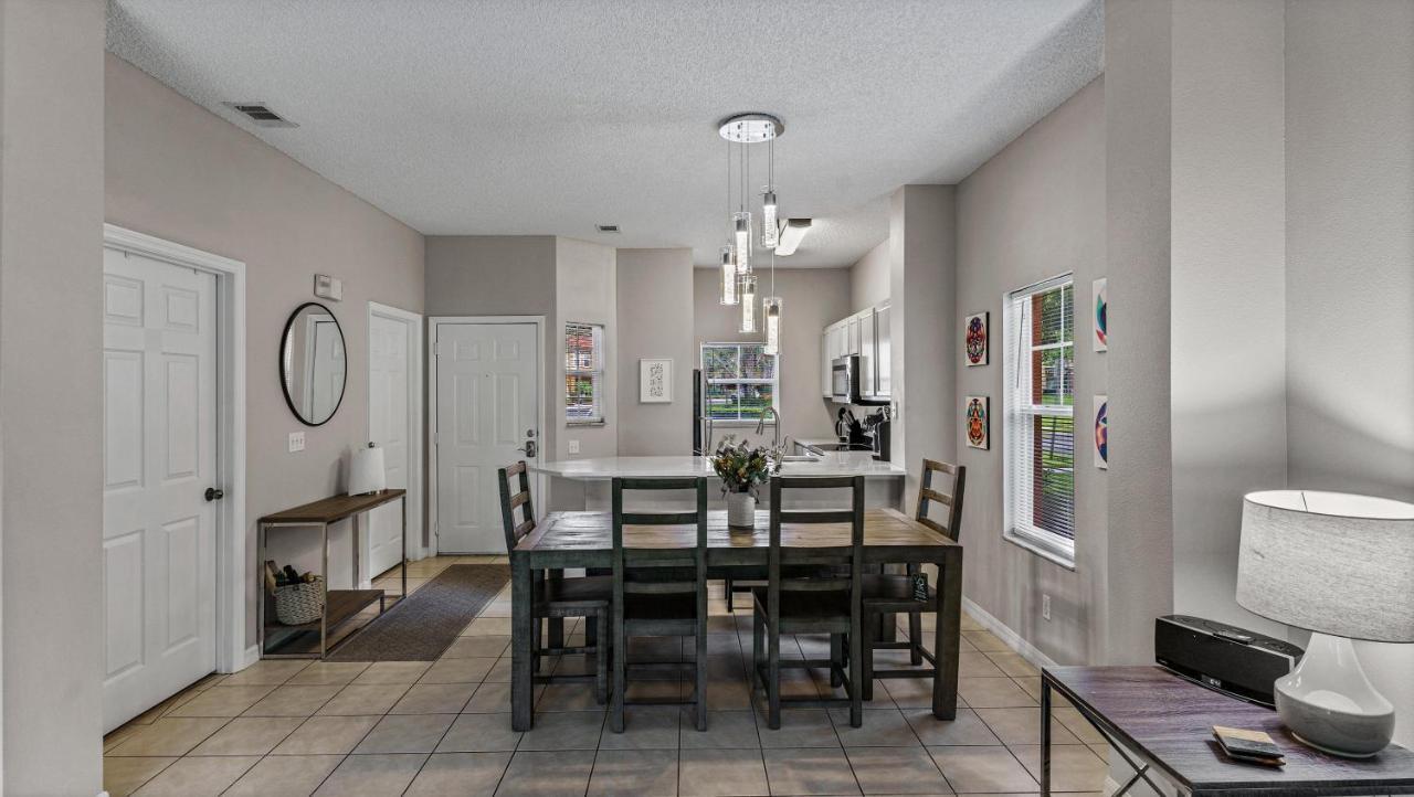 Bsv8445 Beautiful 3 Bd Ba Townhome With Balcony In Emerald Island Kissimmee
