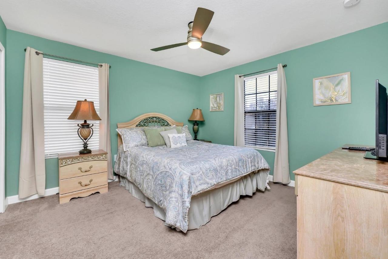 Stunning 9-br Themed With Free Access To A Water Park! * Davenport