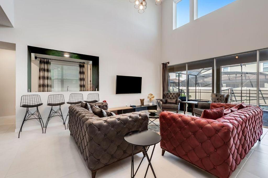 Bsv1529 - Luxury 7 Bedroom 5 Bathroom In The Desirable Solara