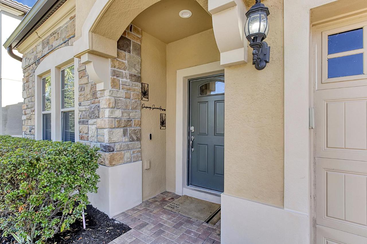 8br Near Disney-view/privacy/pool & Spa/ps5/ev Villa *