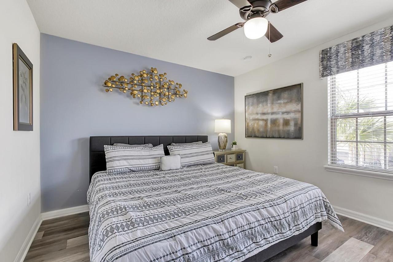 8br Near Disney-view/privacy/pool & Spa/ps5/ev Villa *