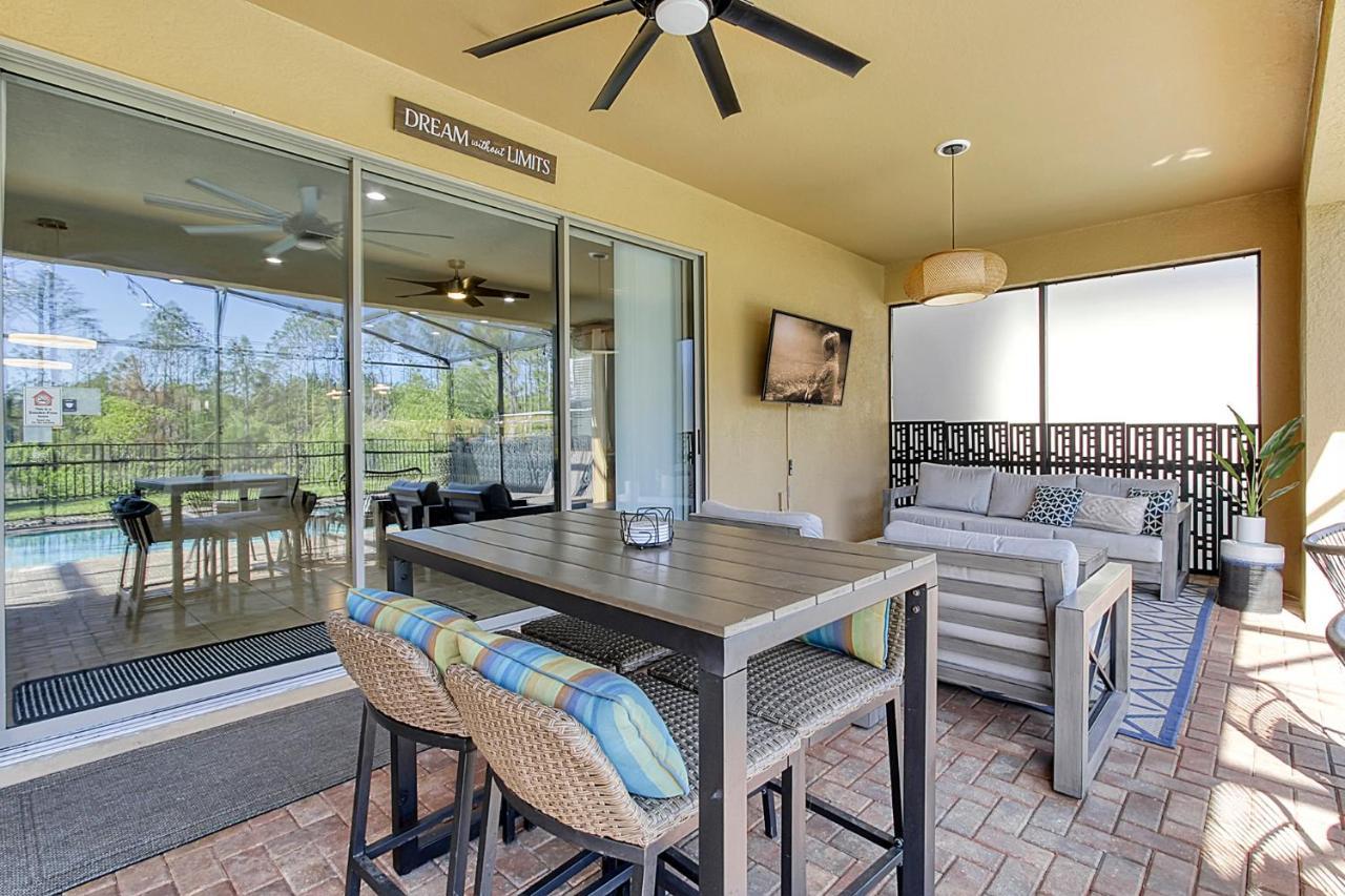 Villa 8br Near Disney-view/privacy/pool & Spa/ps5/ev Kissimmee