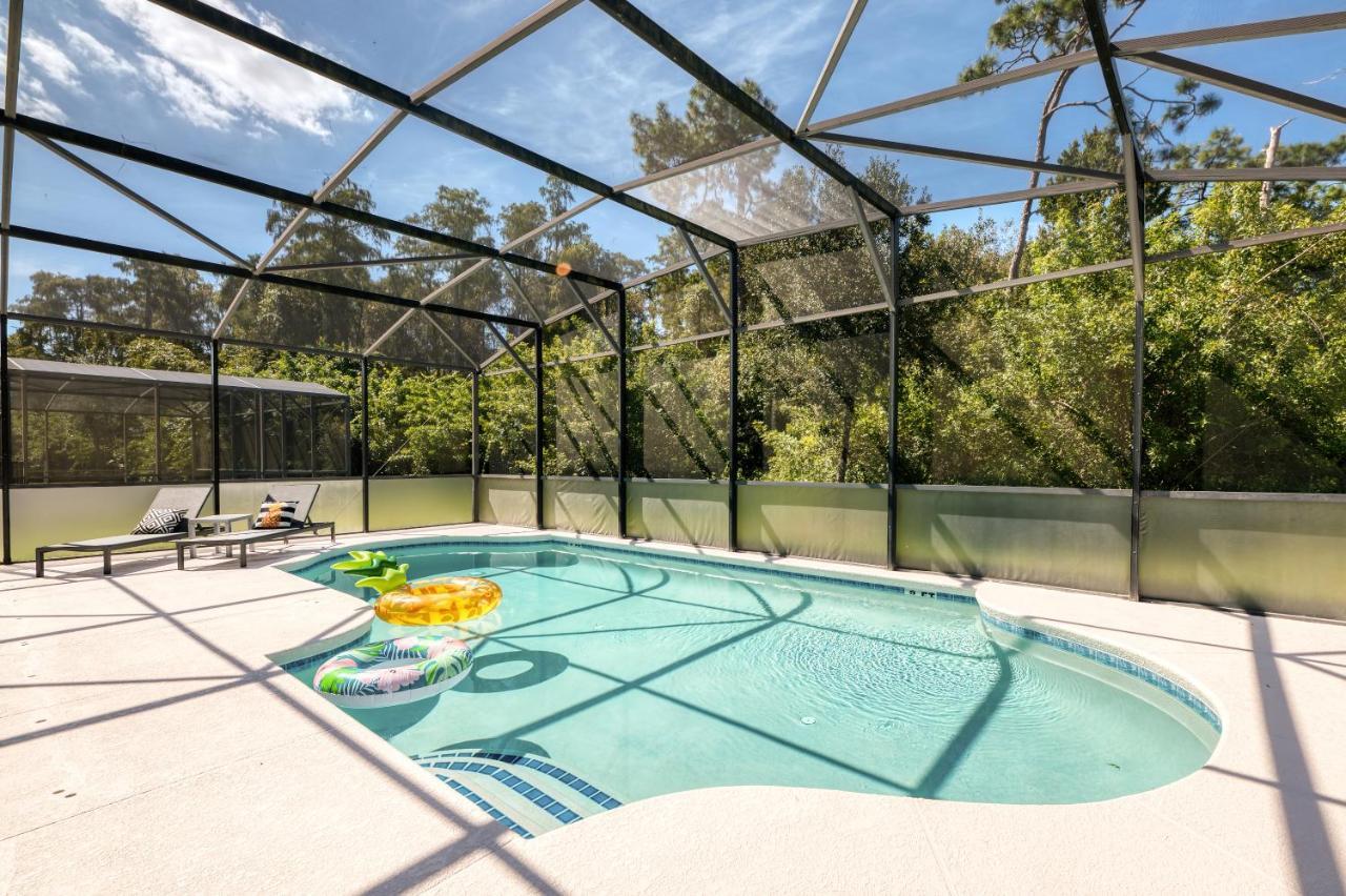 Huge 6br House - Private Pool Retreat Near