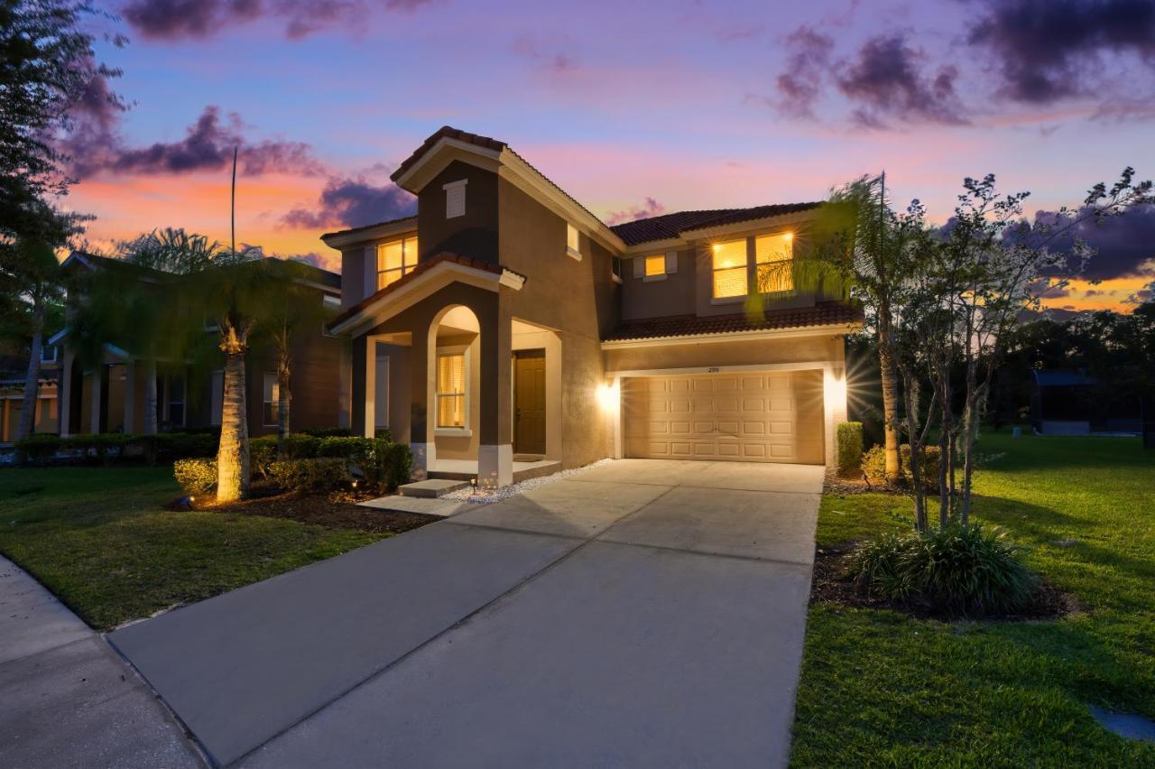 Huge 6br House - Private Pool Retreat Near Holiday home *