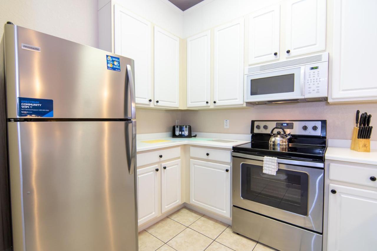 Fun Travel Day And Joy At Orlando's Choice!! Apartment