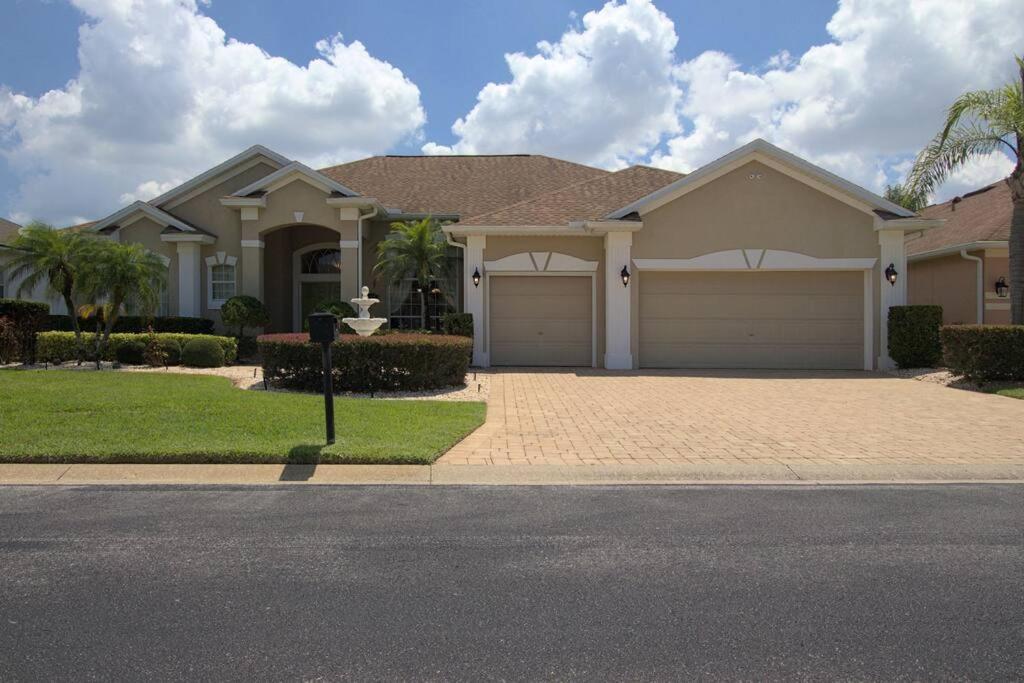 Holiday home Entire With Pool And View And Golf Course By