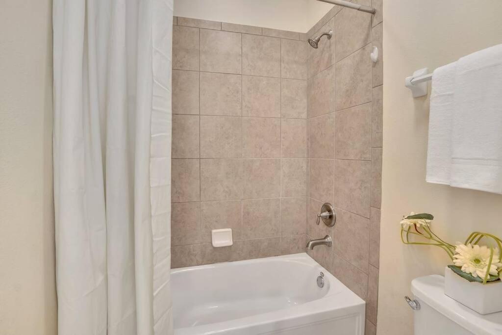 450 Paradise Villa- Game Pool&spa Orlando