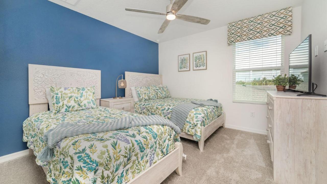 8961 Amelia Downs *