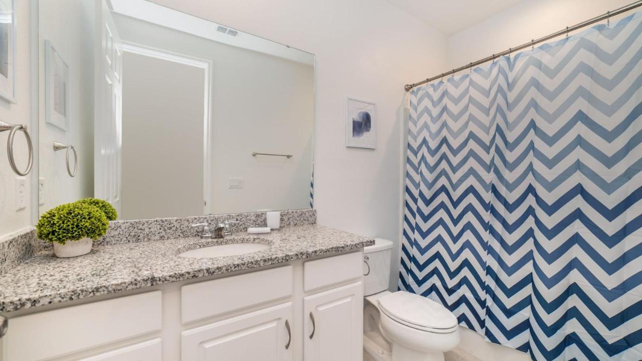 8989 Amelia Downs * Kissimmee