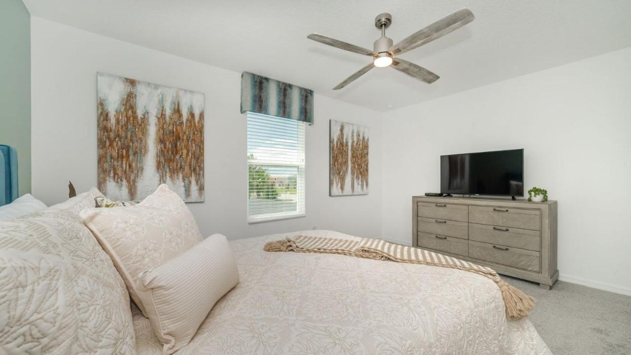 8961 Amelia Downs