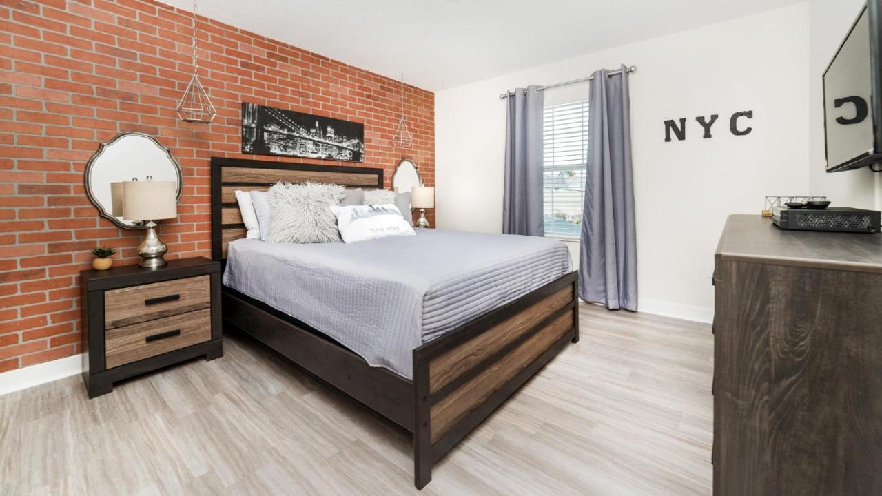 4951 Windermere * Kissimmee