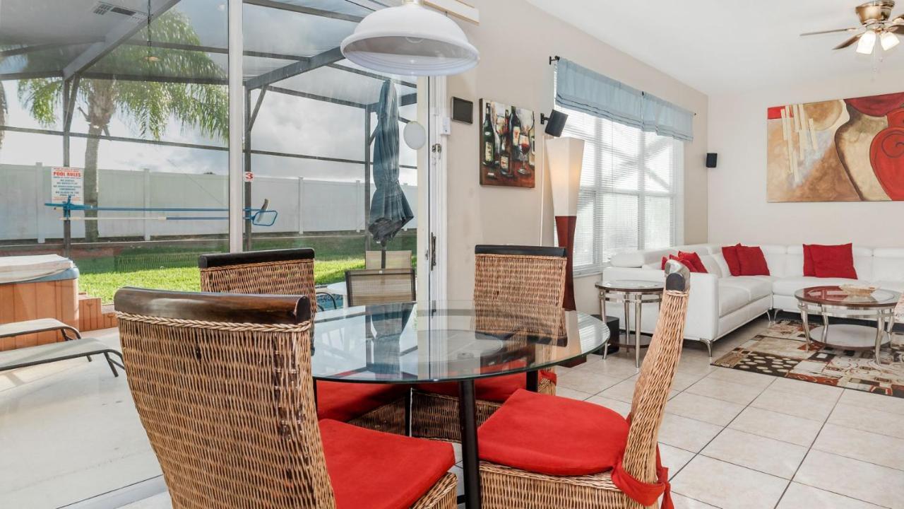 8008 King Palm * Kissimmee