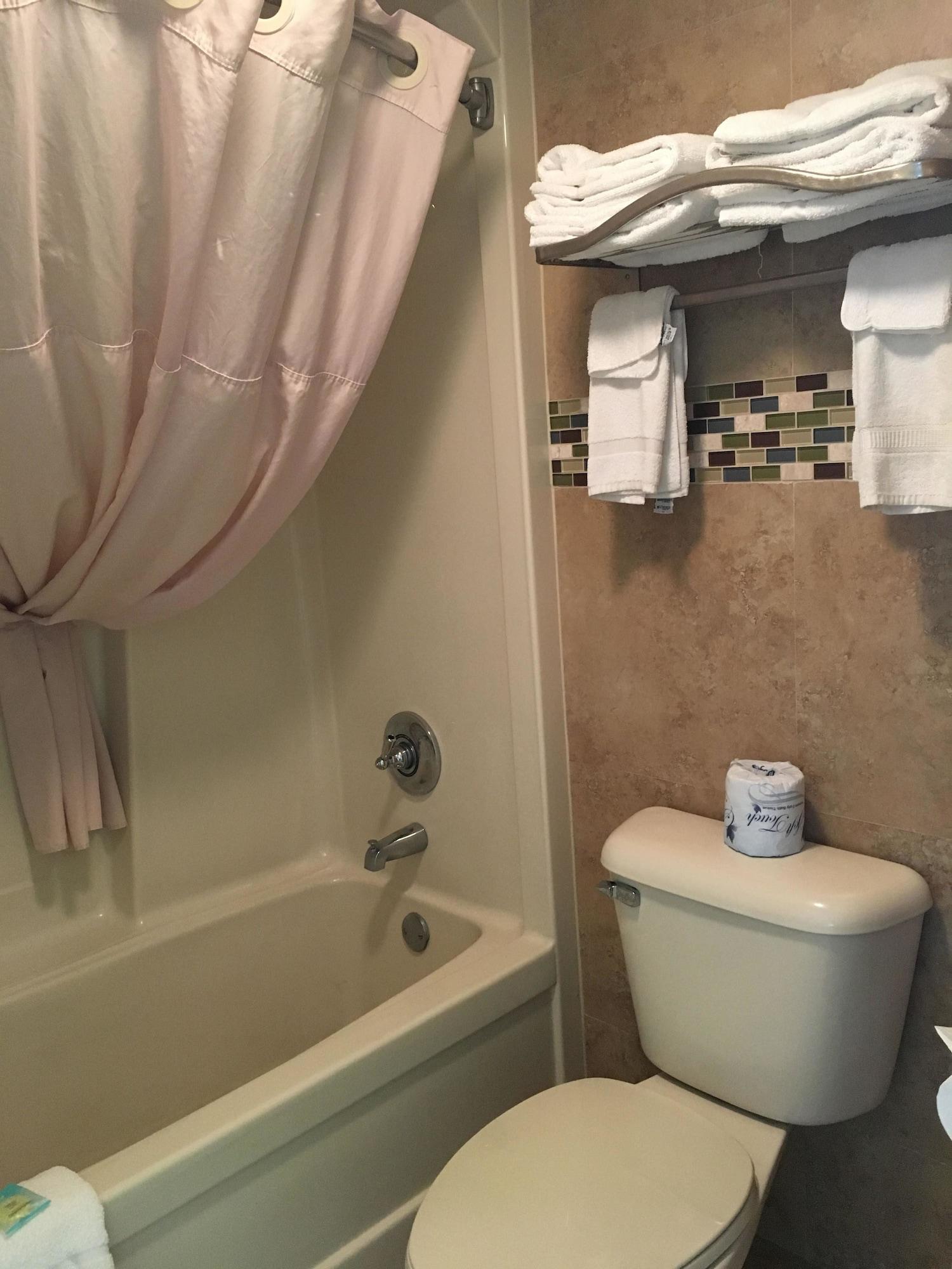 Quality Clermont West Hotel