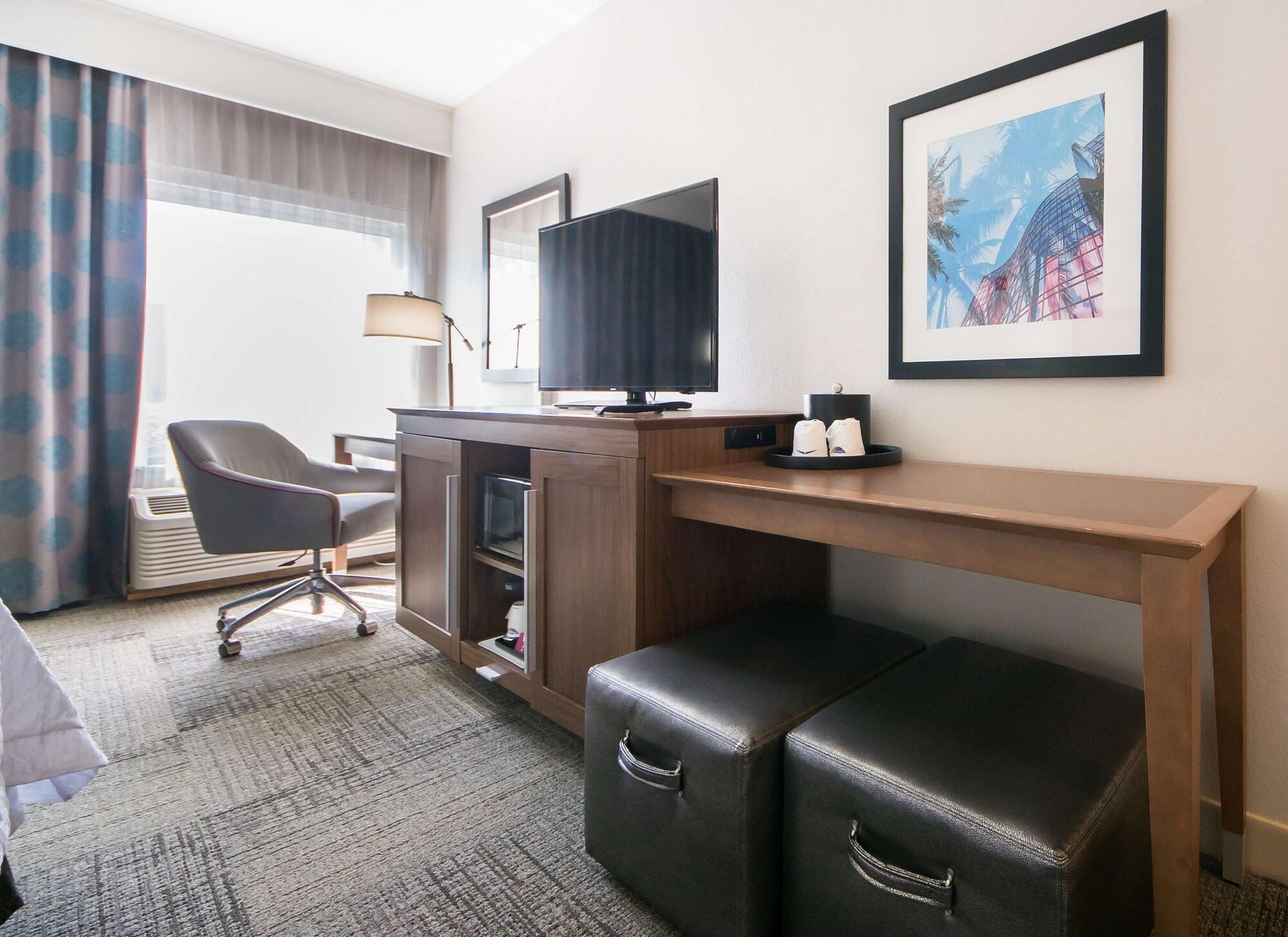Hotel Hampton