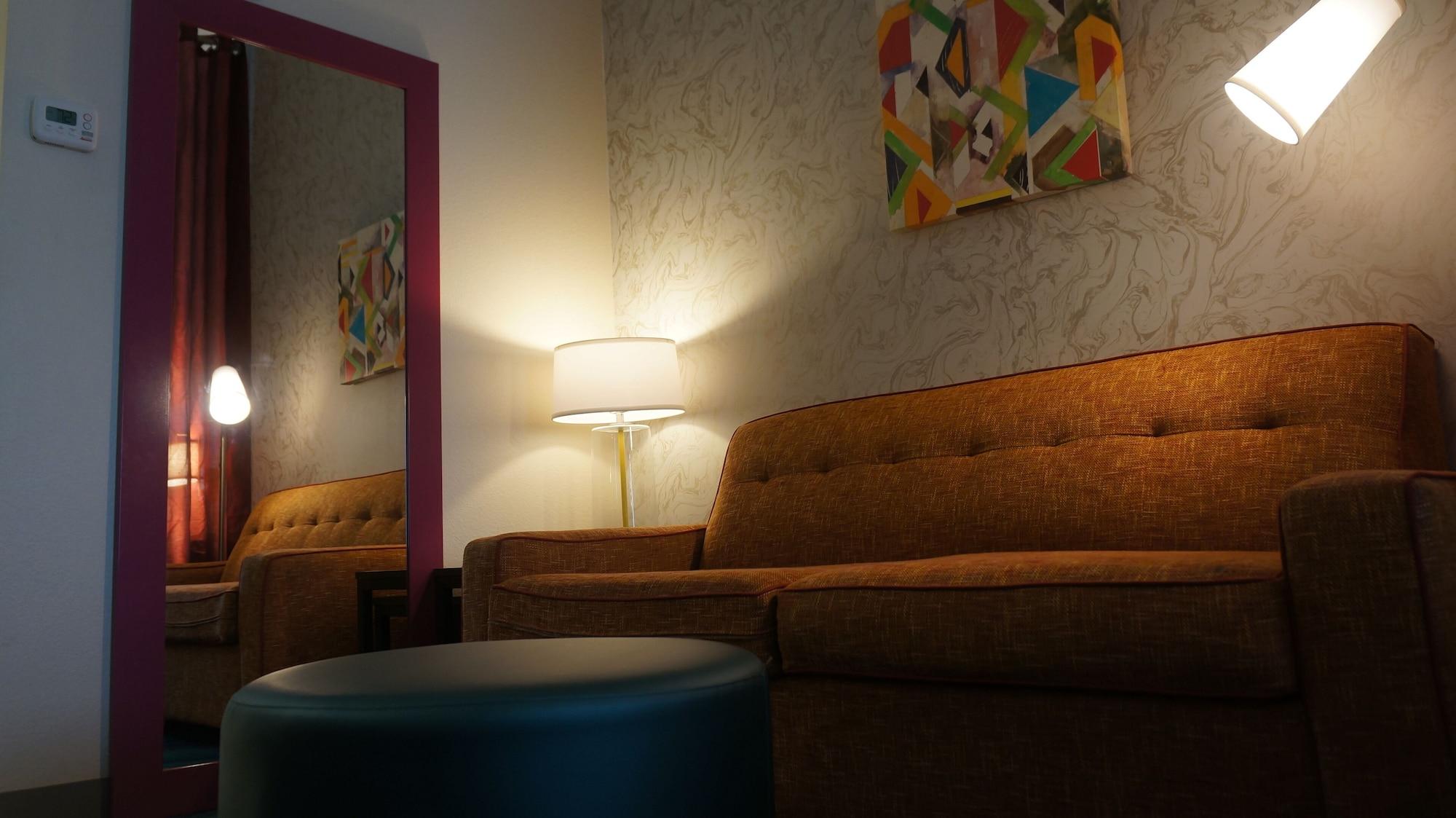 Home2 By Hilton 3*