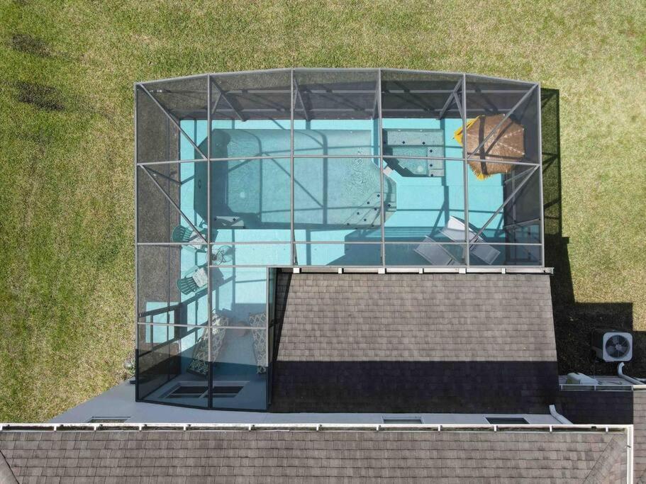 Resort - Great Value- Pool, Free Heat. *