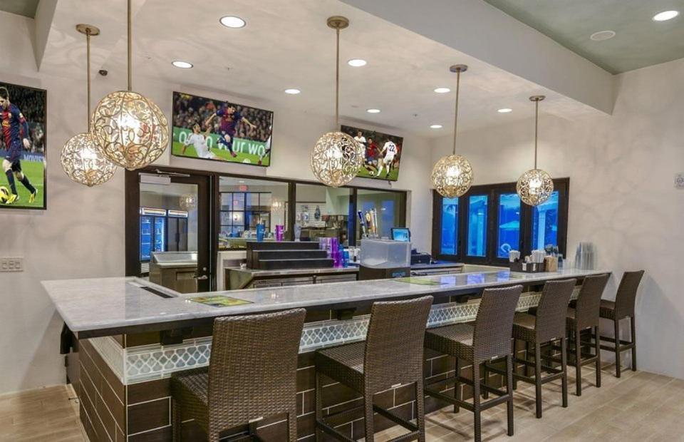 Luxury Windsor Resort Near Disney Oversize Pool *