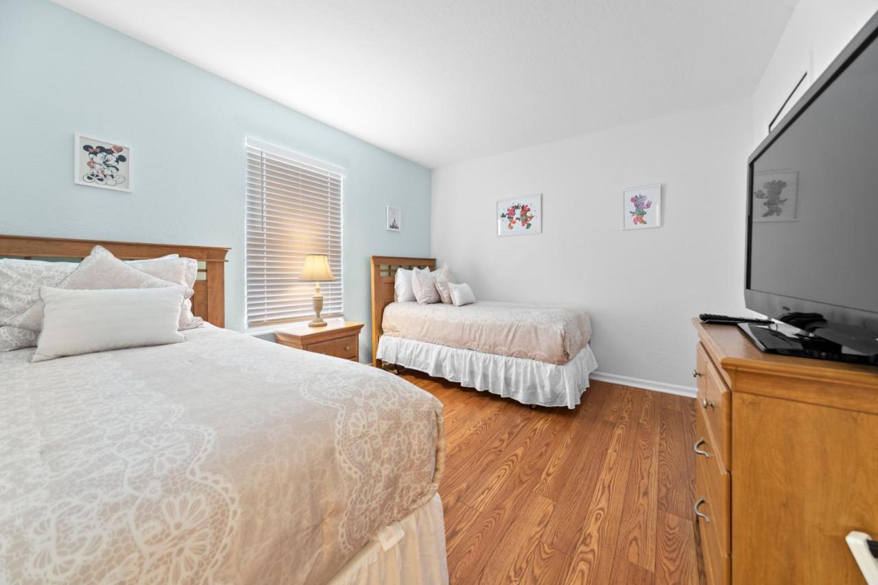 Holiday home 3br Townhouse, Pool & Hot Tub , Near Disney, Game