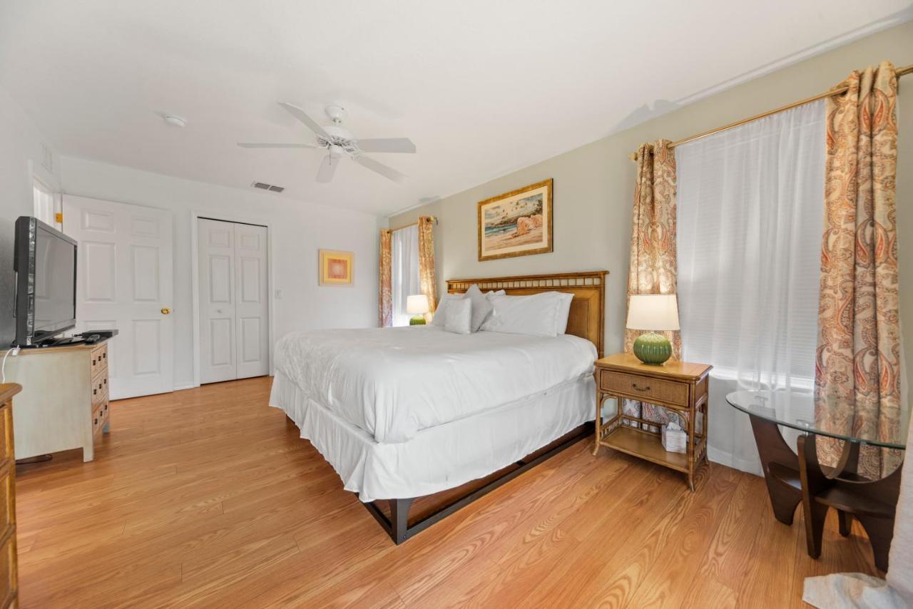 3br Townhouse, Pool & Hot Tub , Near Disney, Game Holiday home