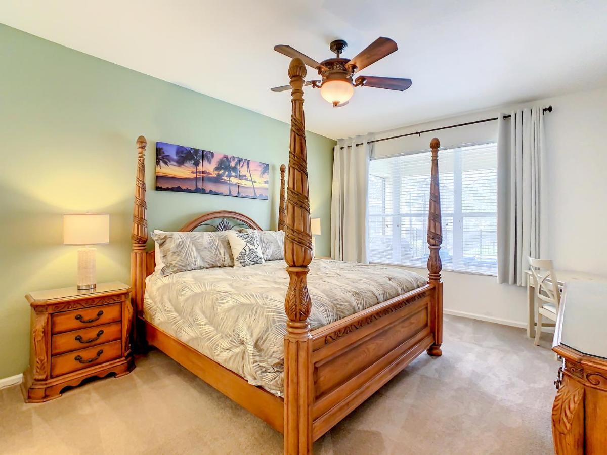 Comrow Castle Magical Getaway * Four Corners
