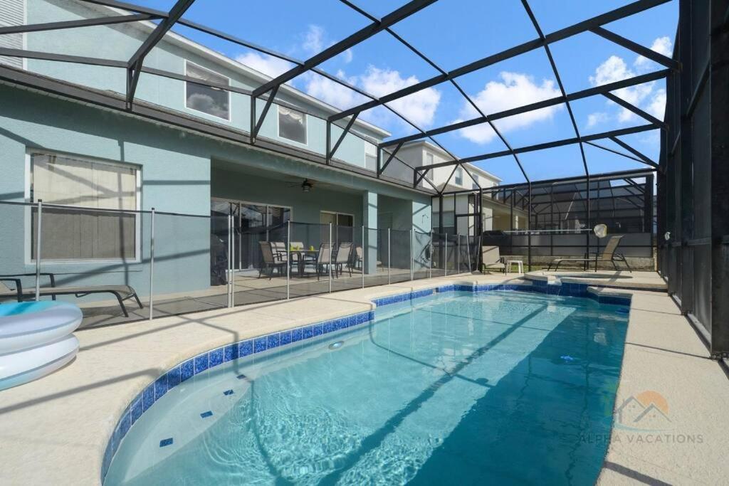 Highgate Oasis *