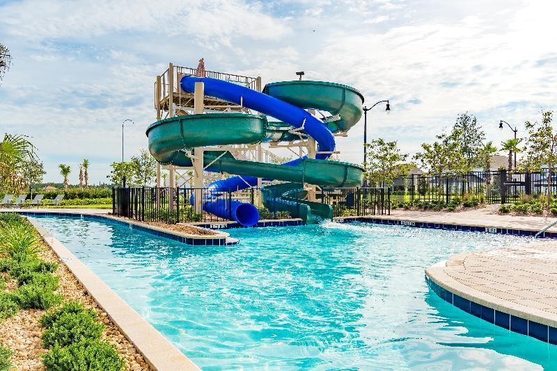 Storey Homes, Townhomes & Resort 4*