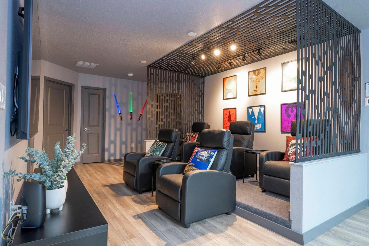 Free Resort- 10 Bed- Game Room- Movie Theater 4117 *
