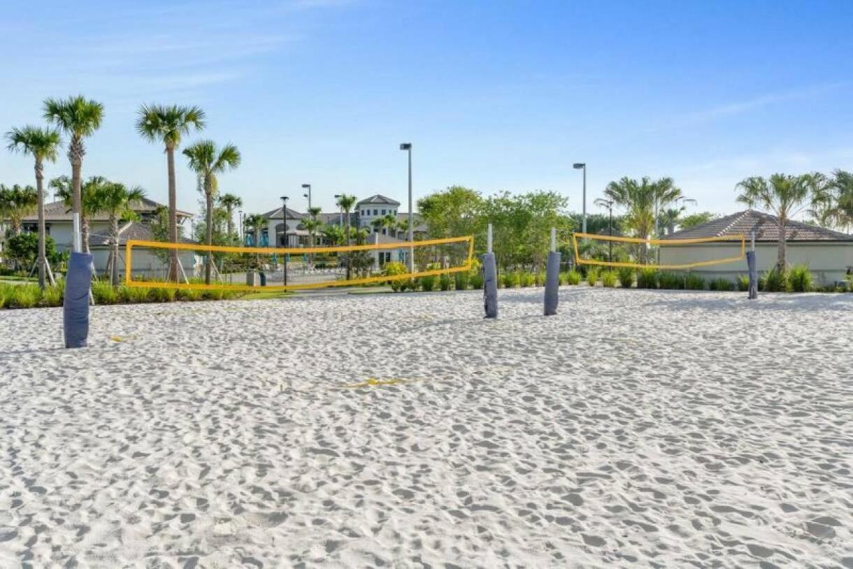 Holiday home Charming Vacation Townhome W Private Pool Cg1576