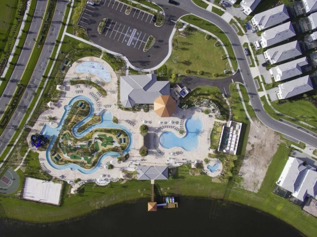 Amazing Townhome With Private Pool Sl4839 Holiday home
