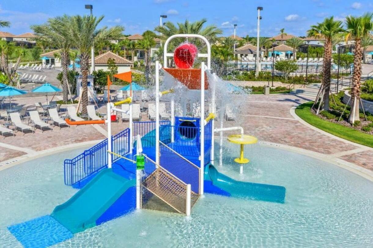 Holiday home Charming Vacation Townhome W Private Pool Cg1576