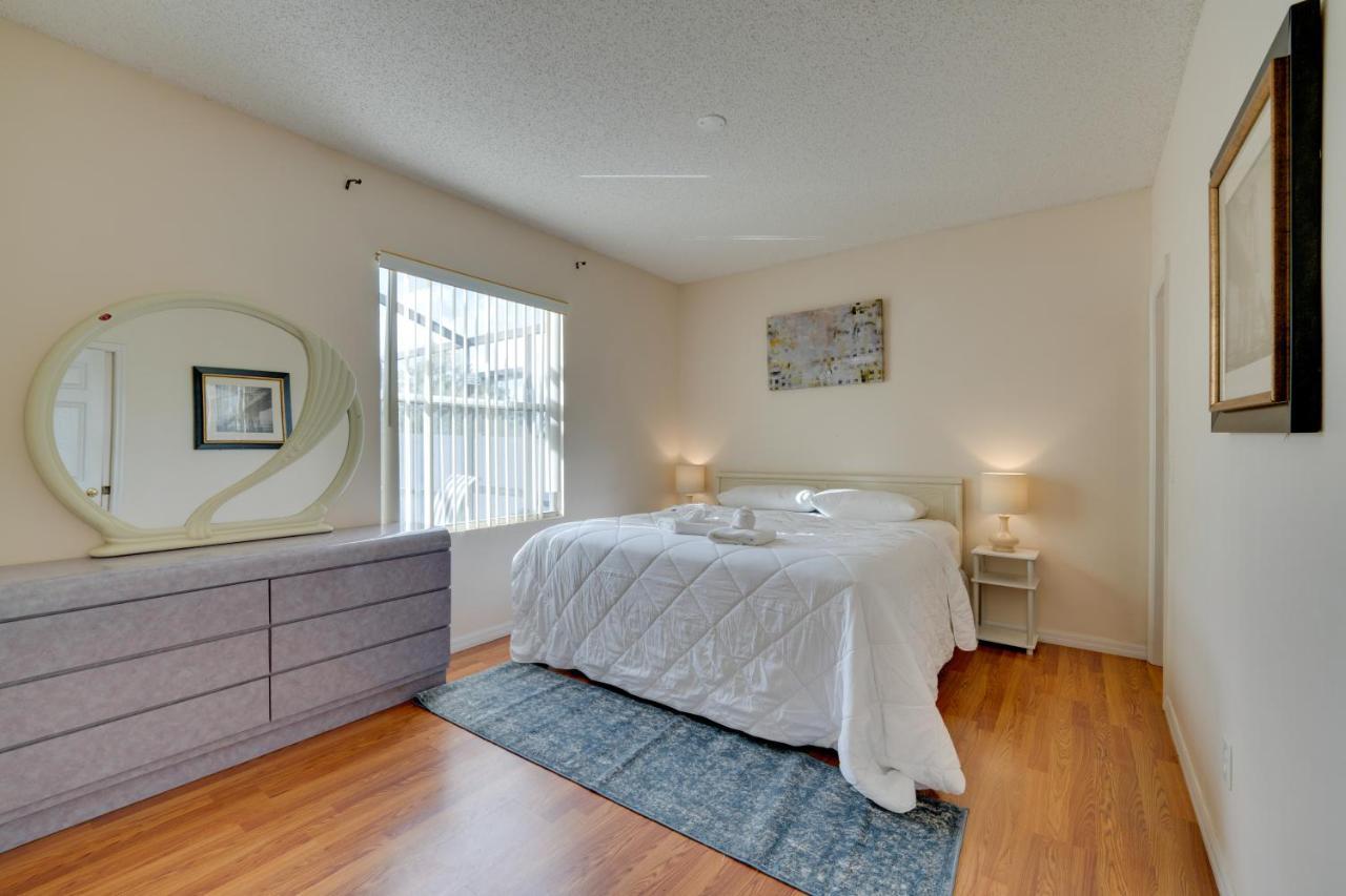 Holiday home Sunlit Family With Lanai And Gas Grill! Davenport